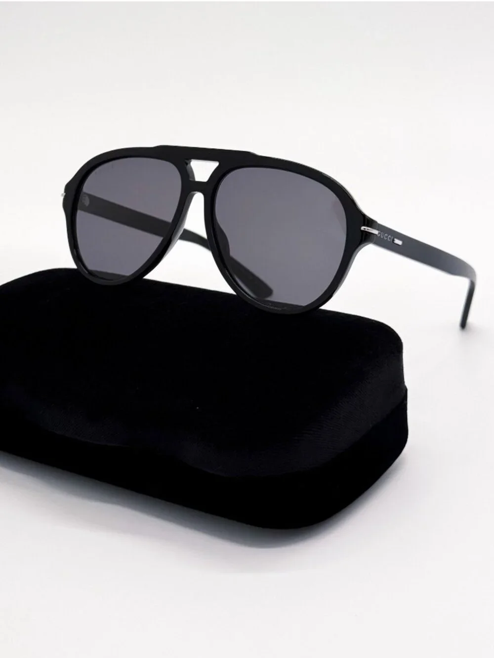 New Gucci Black Gray Unisex Aviator Sunglasses GG1443S 001